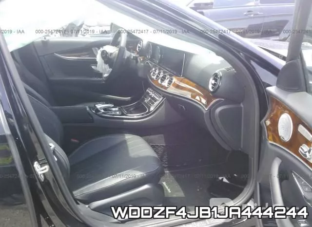 WDDZF4JB1JA444244 фото 6