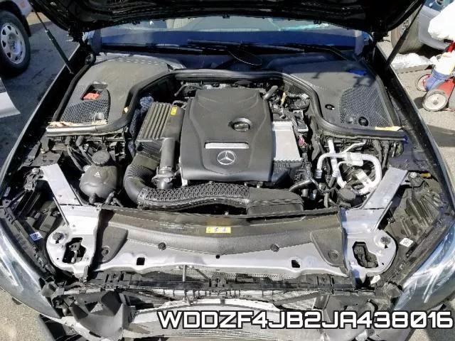 WDDZF4JB2JA438016 фото 8