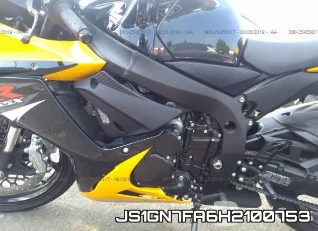 JS1GN7FA6H2100753 фото 10
