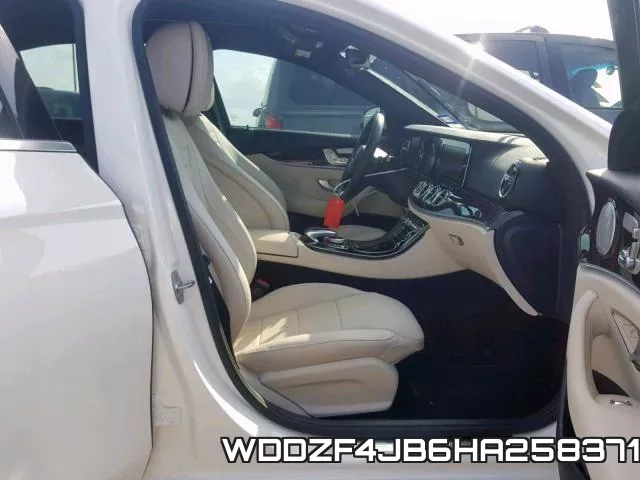 WDDZF4JB6HA258371 фото 6