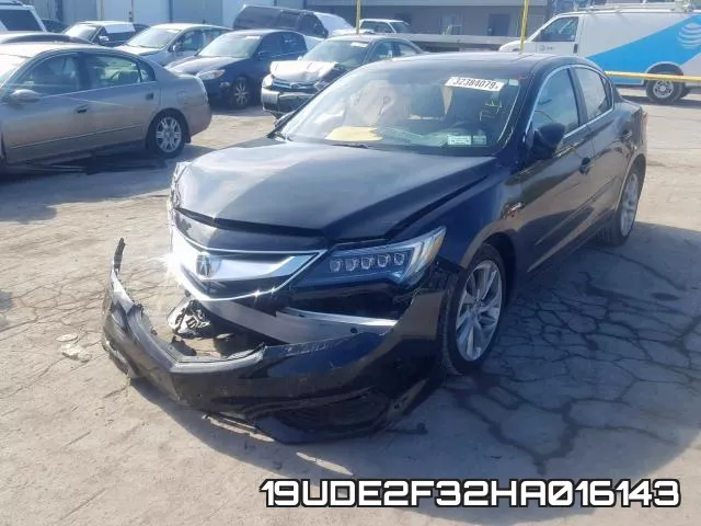 19UDE2F32HA016143 фото 3