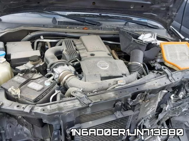 1N6AD0ER1JN713880 фото 8
