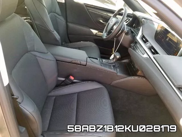 58ABZ1B12KU028179 фото 6