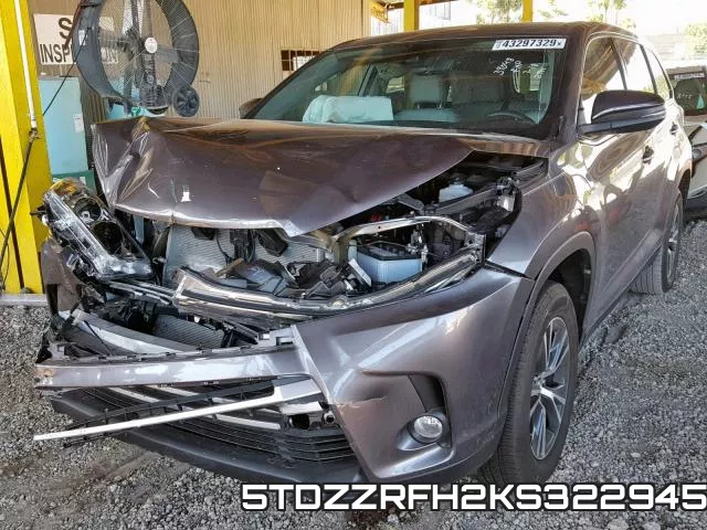 5TDZZRFH2KS322945 фото 3