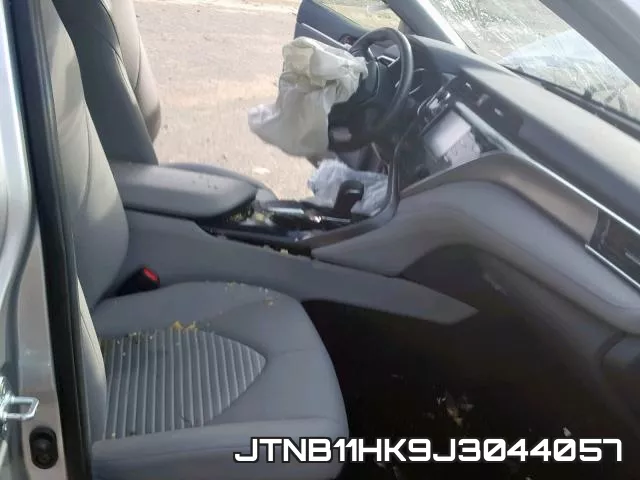 JTNB11HK9J3044057 фото 6
