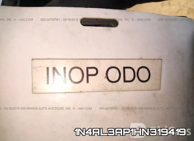 1N4AL3AP1HN319419 фото 8