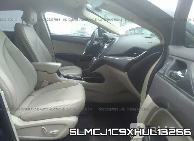 5LMCJ1C9XHUL13256 фото 6