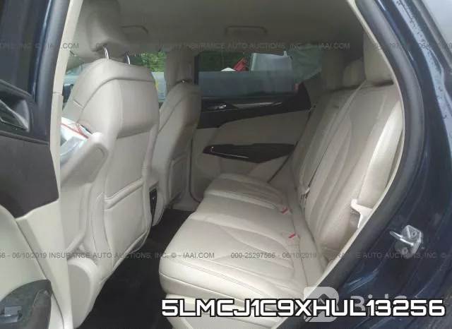 5LMCJ1C9XHUL13256 фото 9