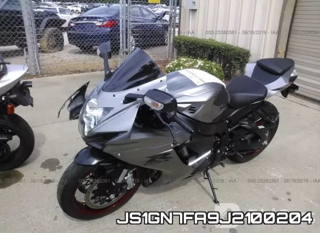 JS1GN7FA9J2100204 фото 3