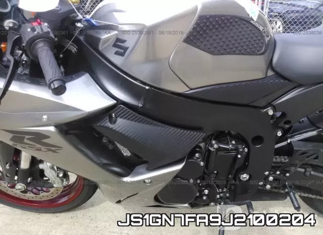 JS1GN7FA9J2100204 фото 10
