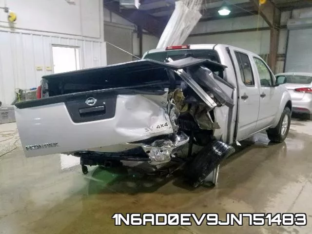 1N6AD0EV9JN751483 фото 5
