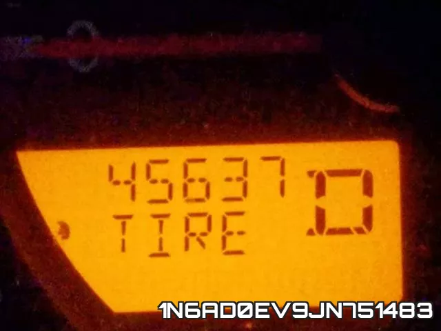 1N6AD0EV9JN751483 фото 9