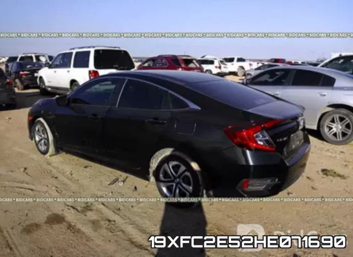 19XFC2E52HE071690 фото 4