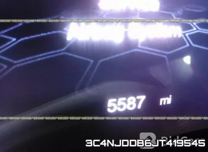 3C4NJDDB6JT419545 фото 8