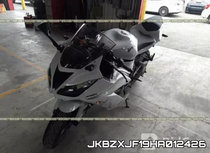 JKBZXJF19HA012426 фото 3