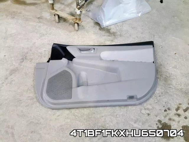 4T1BF1FKXHU650704 фото 10