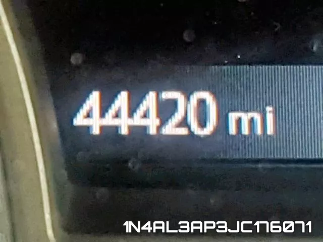 1N4AL3AP3JC176071 фото 9