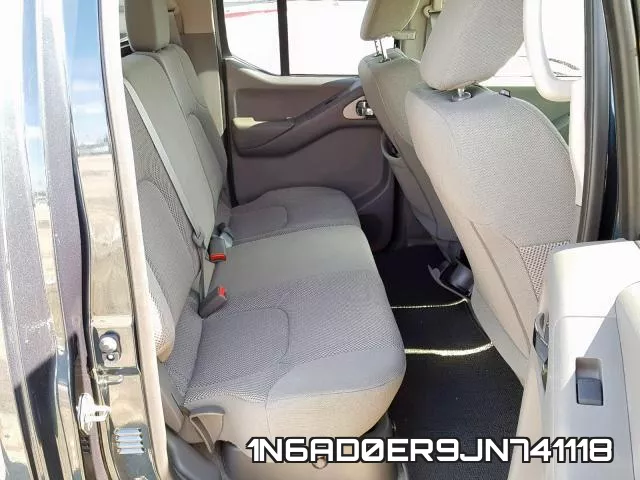 1N6AD0ER9JN741118 фото 6