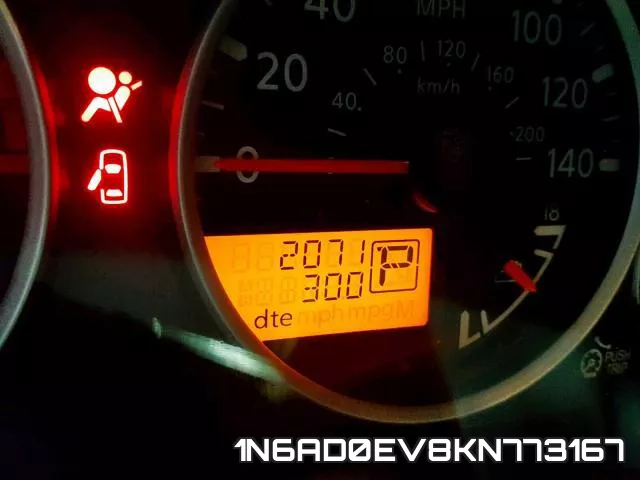 1N6AD0EV8KN773167 фото 9