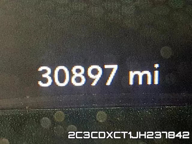 2C3CDXCT1JH237842 фото 9