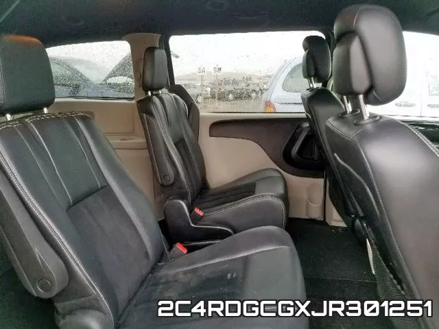 2C4RDGCGXJR301251 фото 7