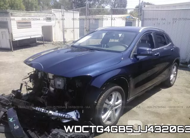 WDCTG4GB5JJ432063 фото 3