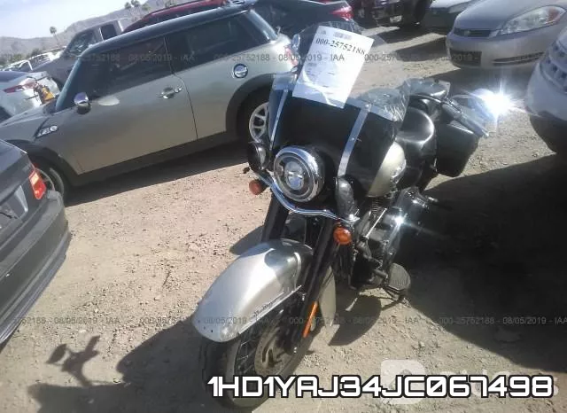 1HD1YAJ34JC067498 фото 3