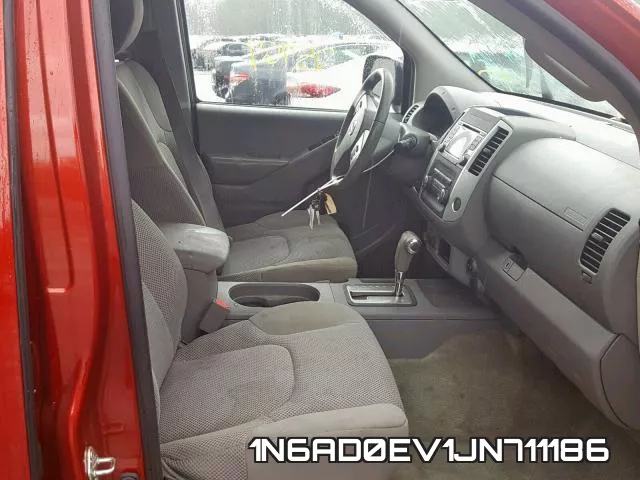 1N6AD0EV1JN711186 фото 6