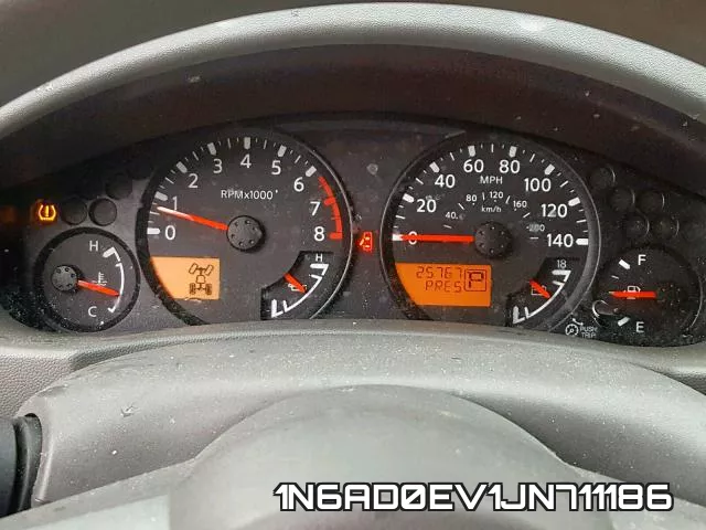 1N6AD0EV1JN711186 фото 9
