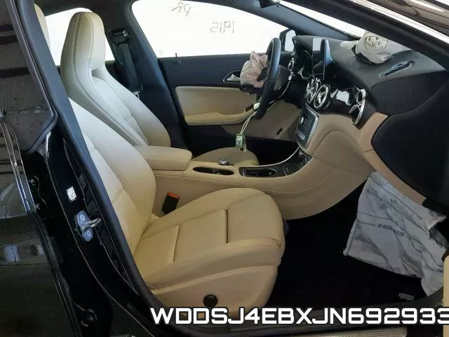 WDDSJ4EBXJN692933 фото 6
