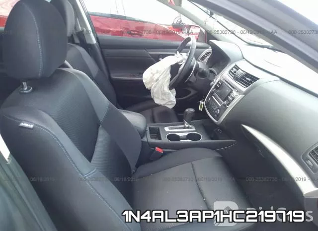 1N4AL3AP1HC219719 фото 6