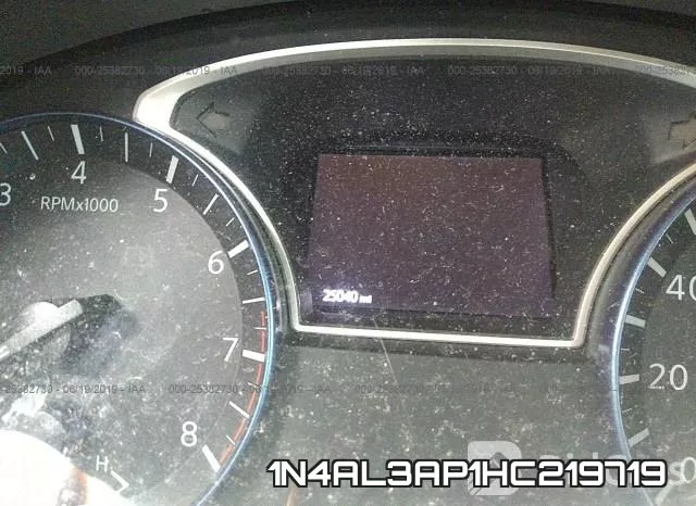 1N4AL3AP1HC219719 фото 8