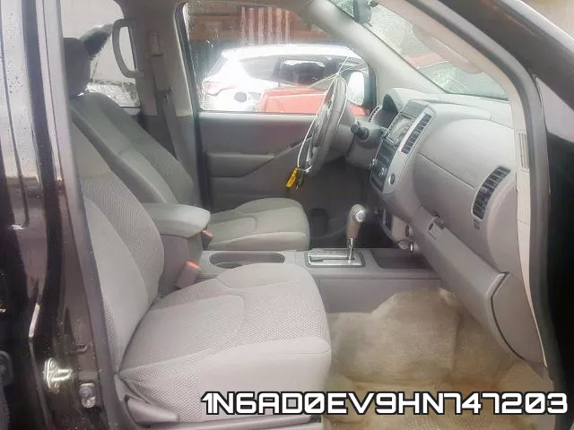 1N6AD0EV9HN747203 фото 6