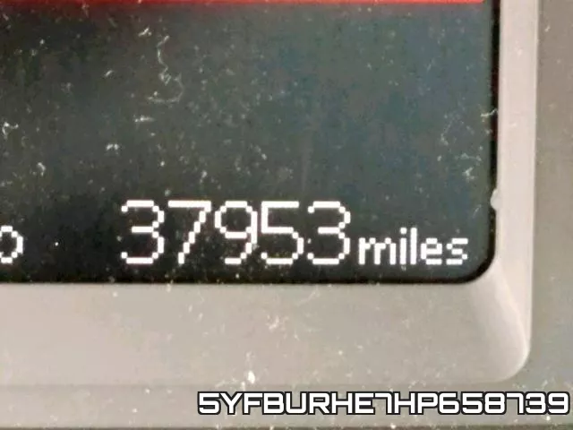 5YFBURHE7HP658739 фото 9