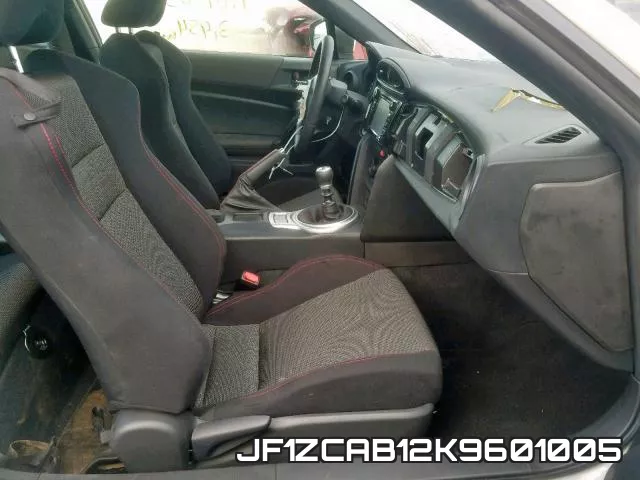 JF1ZCAB12K9601005 фото 6