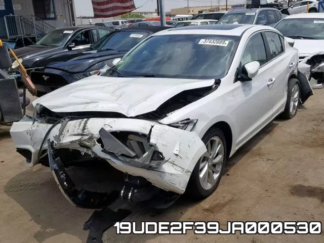 19UDE2F39JA000530 фото 3