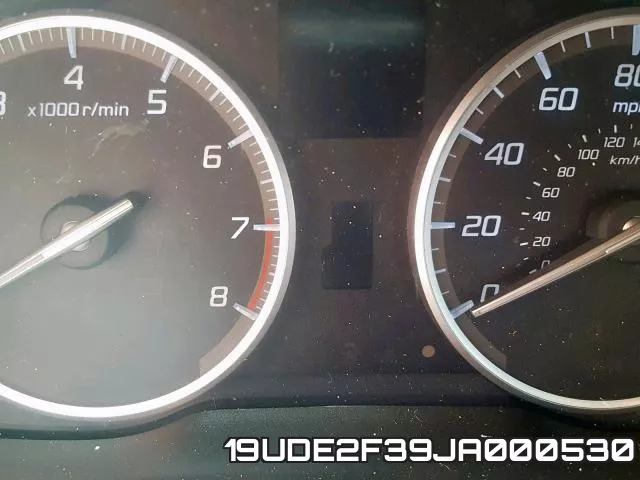 19UDE2F39JA000530 фото 9