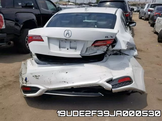 19UDE2F39JA000530 фото 10