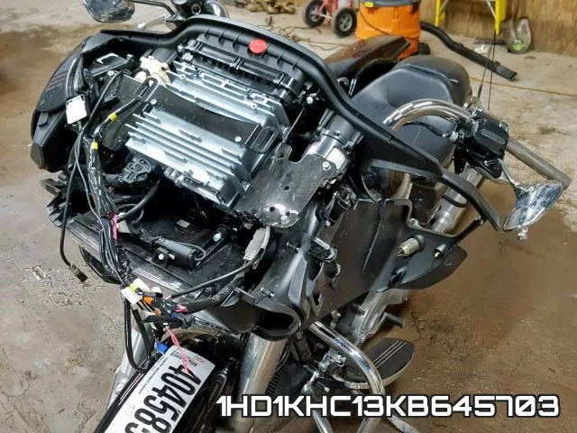 1HD1KHC13KB645703 фото 10