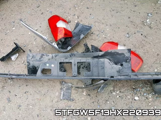 5TFGW5F13HX220939 фото 10