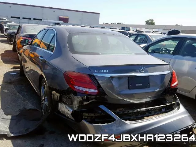 WDDZF4JBXHA123264 фото 4