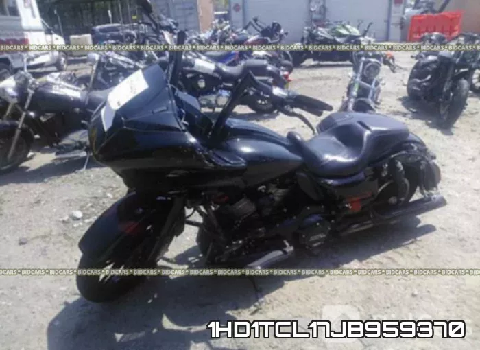 1HD1TCL17JB959370 фото 3