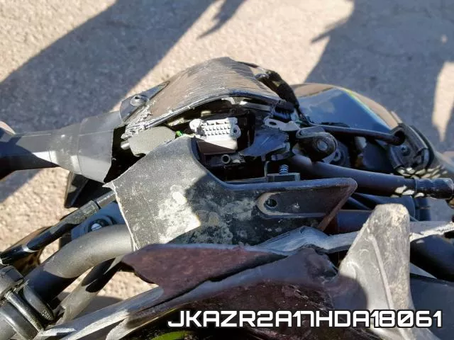 JKAZR2A17HDA18061 фото 9