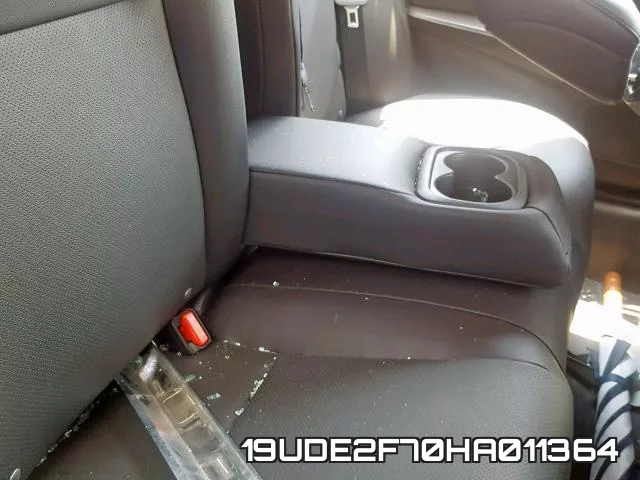 19UDE2F70HA011364 фото 7