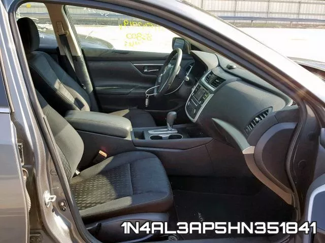 1N4AL3AP5HN351841 фото 6