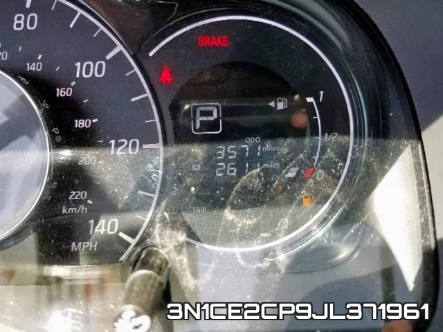 3N1CE2CP9JL371961 фото 9