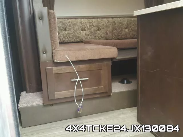 4X4TCKE24JX130084 фото 6