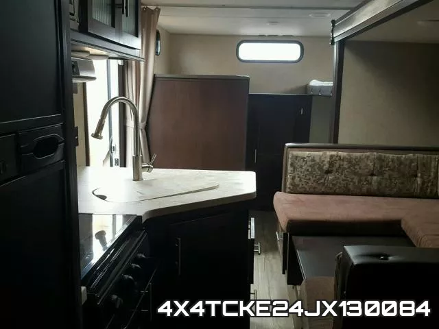 4X4TCKE24JX130084 фото 7