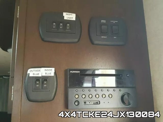 4X4TCKE24JX130084 фото 10