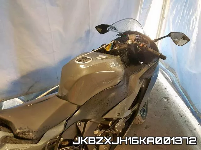 JKBZXJH16KA001372 фото 6